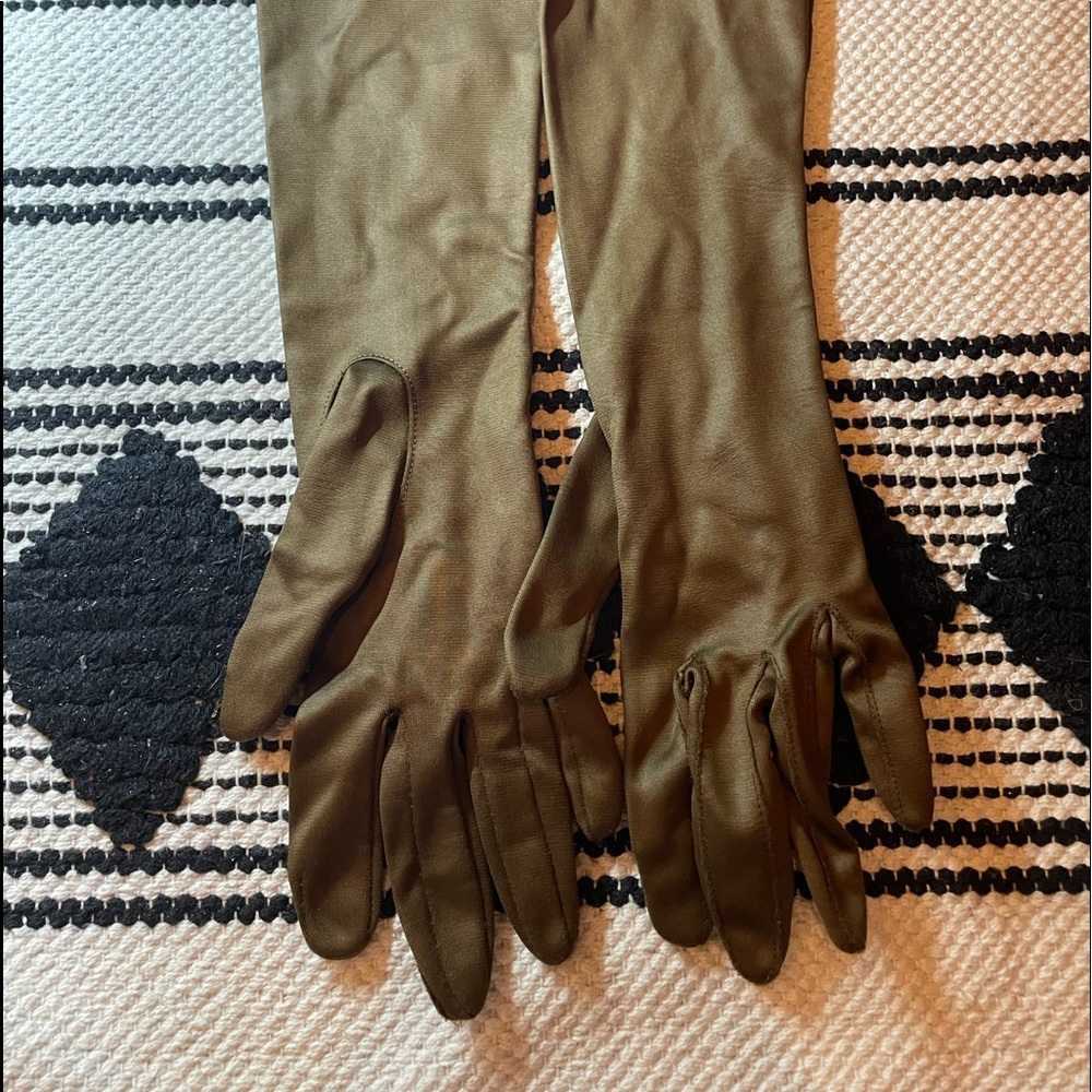 Ladies Brown Midarm Evening Gloves
